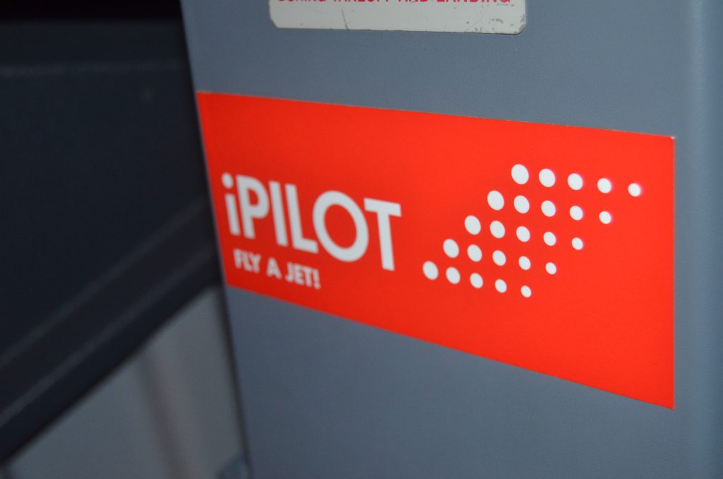 iPILOT dubai Flight Simulator Experience