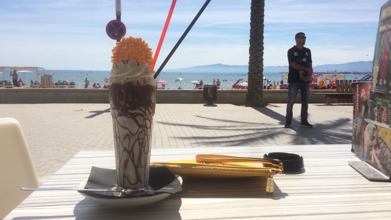 A super shake by the sea! 