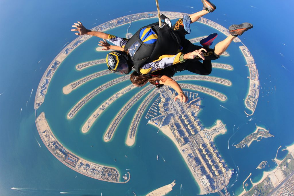 tandem skydiving Skydive Dubai